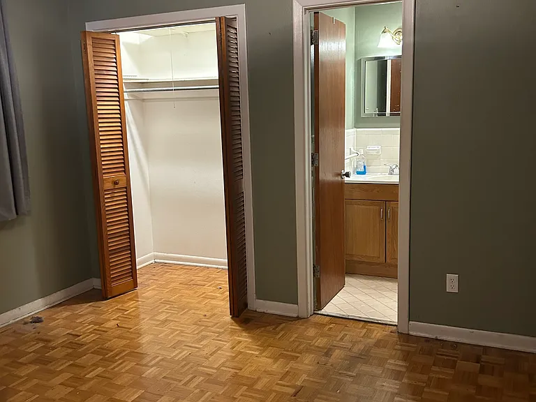 Bedroom 1 master