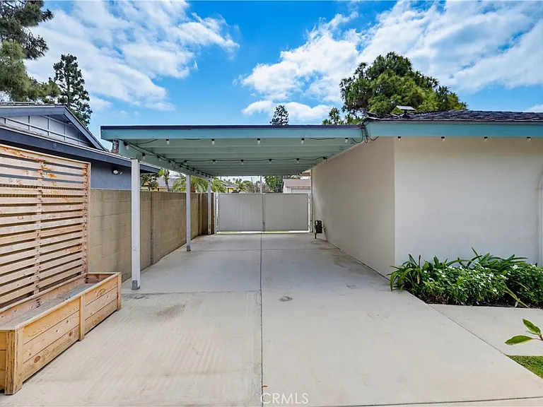 1537 Yellowstone Ave — Photo 32