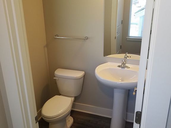 5th image of 795 Rabbit Run St #795