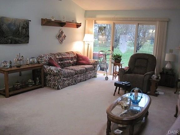 4th image of 202 Whispering Wind Ct