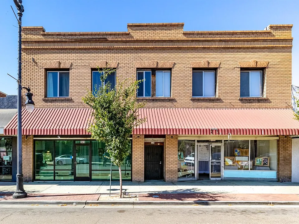 139 W Yosemite Ave #1