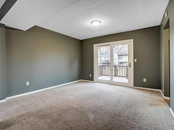 5th image of 3139 Earlington Ln