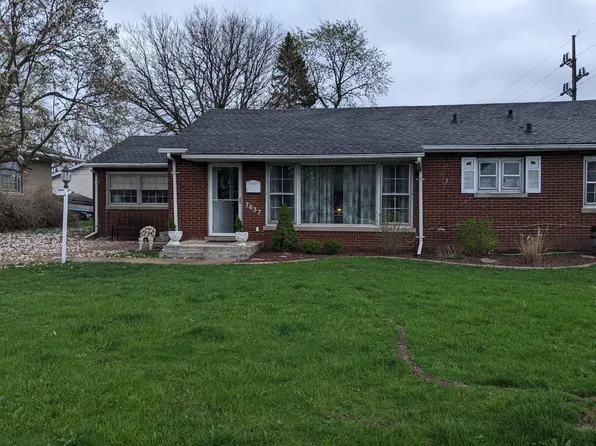 7637 Woodmar Ave, Hammond, IN 46323