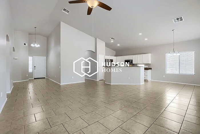 931 S 241st Ave — Photo 5