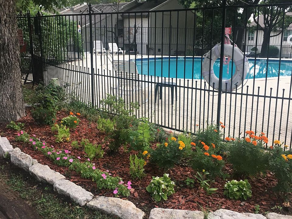 2nd image of 846 Cardinal Creek Blvd