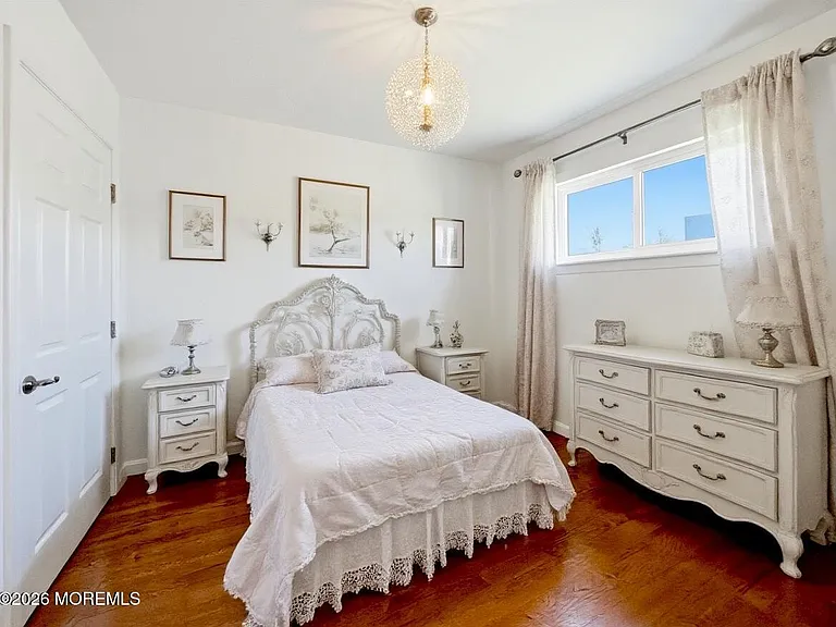 1813 Capstan Dr — Photo 13