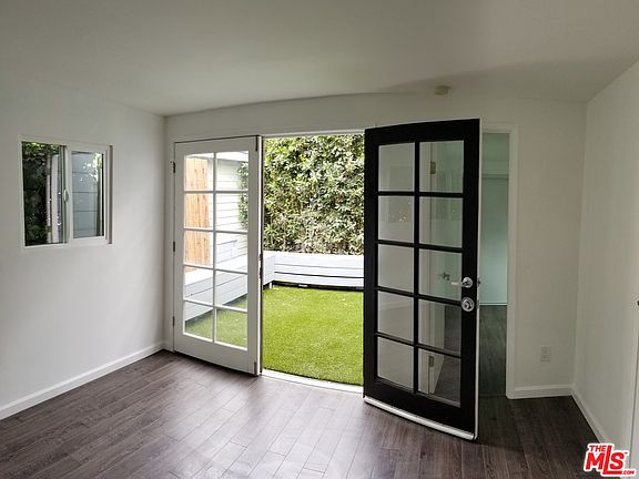 2nd image of 7713 Lexington Ave