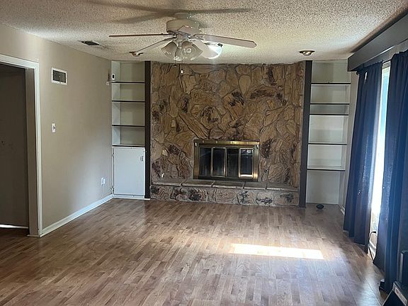 3rd image of 3606 Avenue U