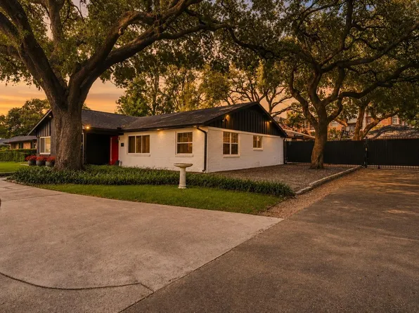 2302 Chimney Rock Rd, Houston, TX 77056