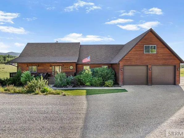 1060 Elk Ridge Dr, Swan Valley, ID 83449