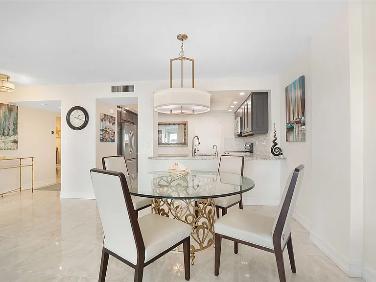 3430 Galt Ocean Dr #304 — Photo 21