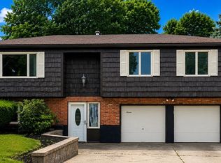 11 Bristol Ave, Swampscott, MA 01907