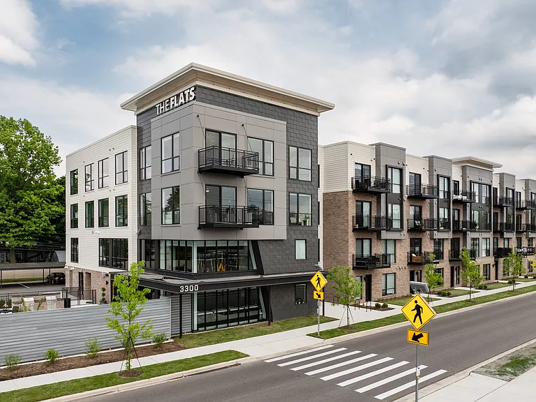 Flats at Iron Ridge — Photo 27