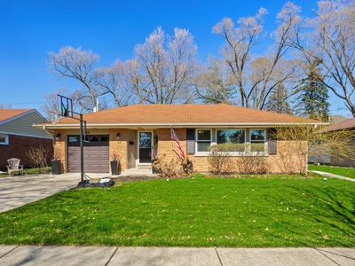 806 W Milburn Ave, Mount Prospect, IL, 60056