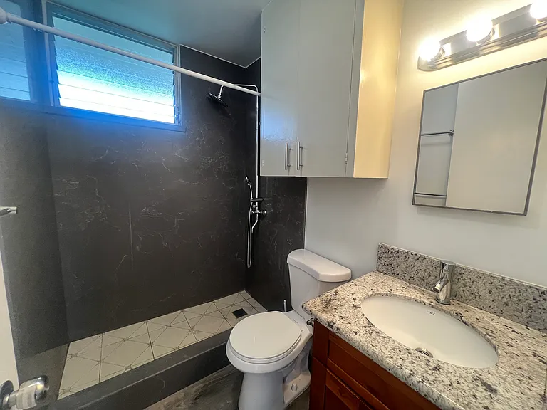 2023 Lime St #L — Photo 6