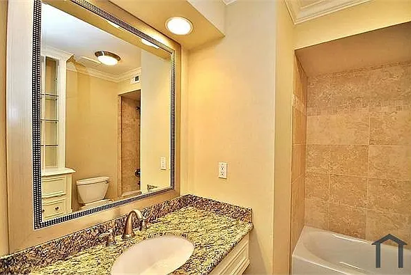 10030 Windriver Dr — Photo 16