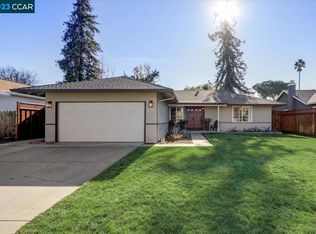 831 Cherokee Dr, Livermore, CA 94551
