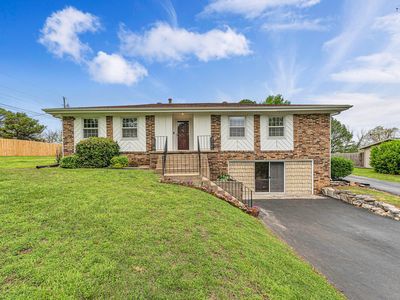 143 Park Boulevard W, Ozark, MO, 65721