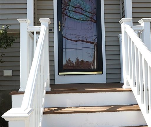 5th image of 205 Golden Hill Ave