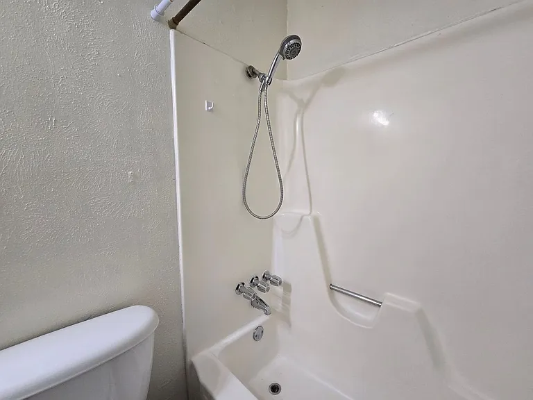 1309 Quail Cir #D — Photo 12