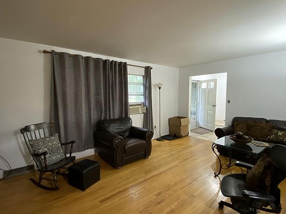 5th image of 34 Tamarack Trl