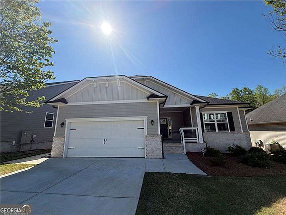 2nd image of 620 Bald Ridge Cir