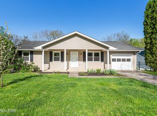 111 Terri Ln, Oak Ridge, TN 37830