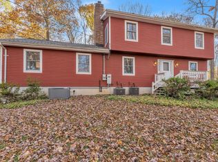 3 Tollgate Rd, Bethany, CT 06524