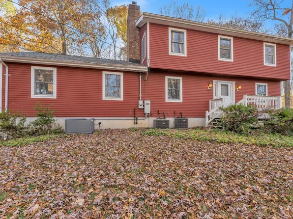 3 Tollgate Road, Bethany, CT 06524