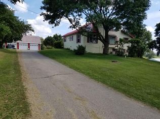 N4694 Ridge Prairie School Rd, Delavan, WI 53115