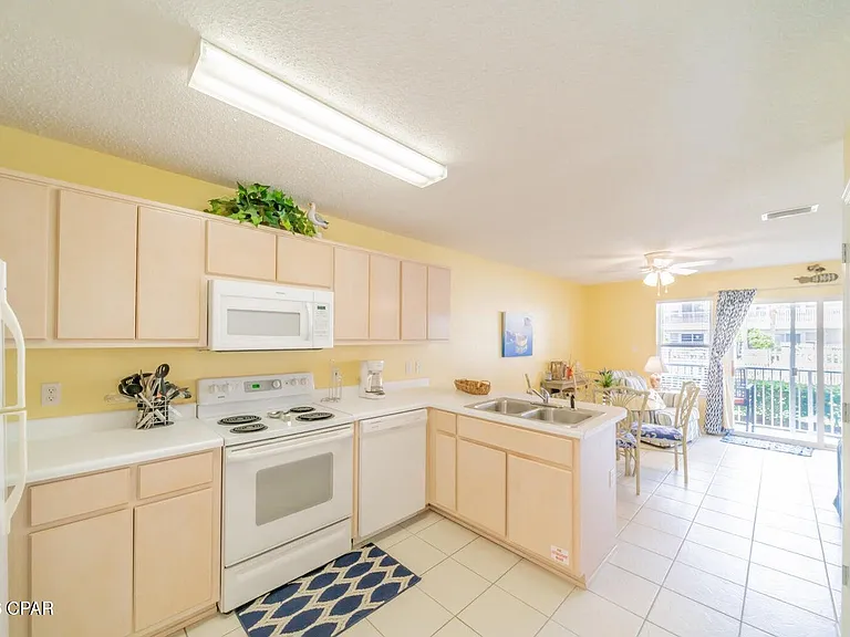 82 Sugar Sand Ln #C3 — Photo 9