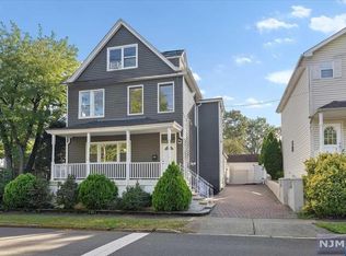 1 Morse Ave, Rutherford, NJ 07070