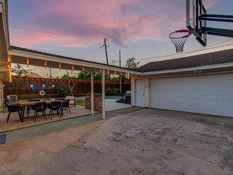 9306 Bassoon Dr — Photo 27