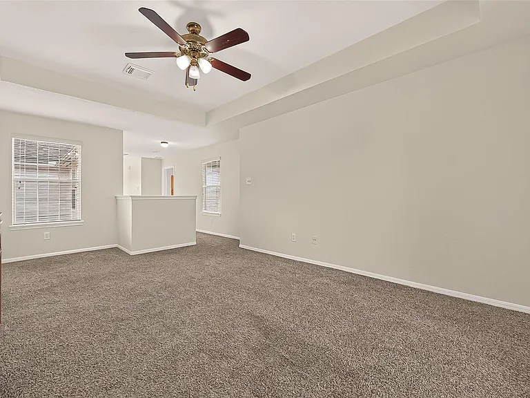 6118 Breezy Hollow Ln — Photo 28