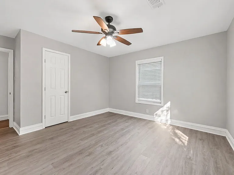 3823 Florinda St — Photo 24