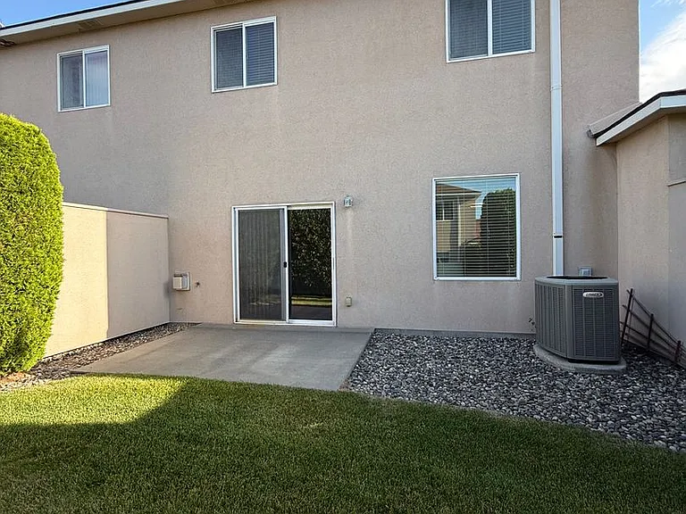 9904 Mia Ln — Photo 36