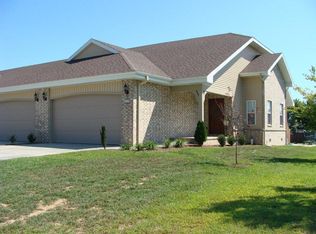 520 Highlandville Rd, Highlandville, MO 65669