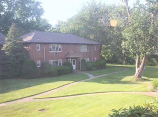 24 Lakeside Dr, Millburn, NJ 07041