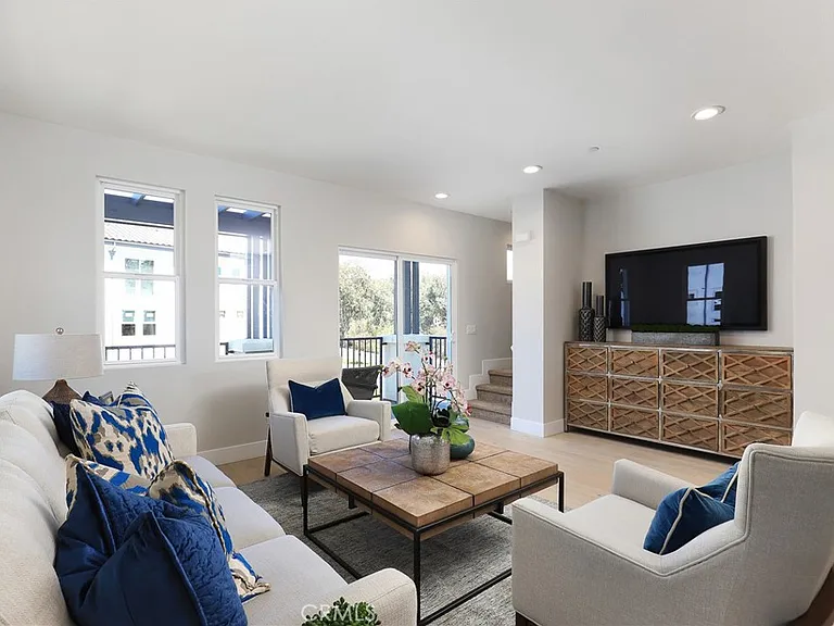 1 Spyglass Ave — Photo 12