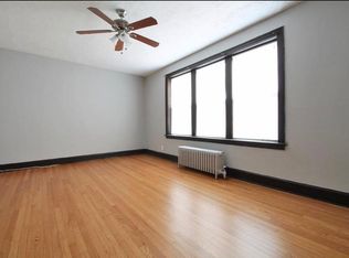 709 Garfield St APT 3, Oak Park, IL 60304