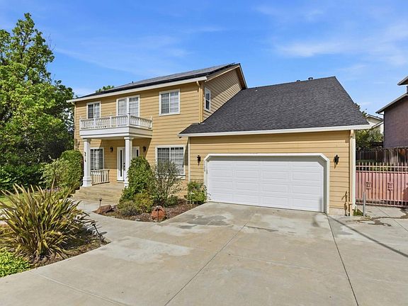 4th image of 1129 Foxhurst Way