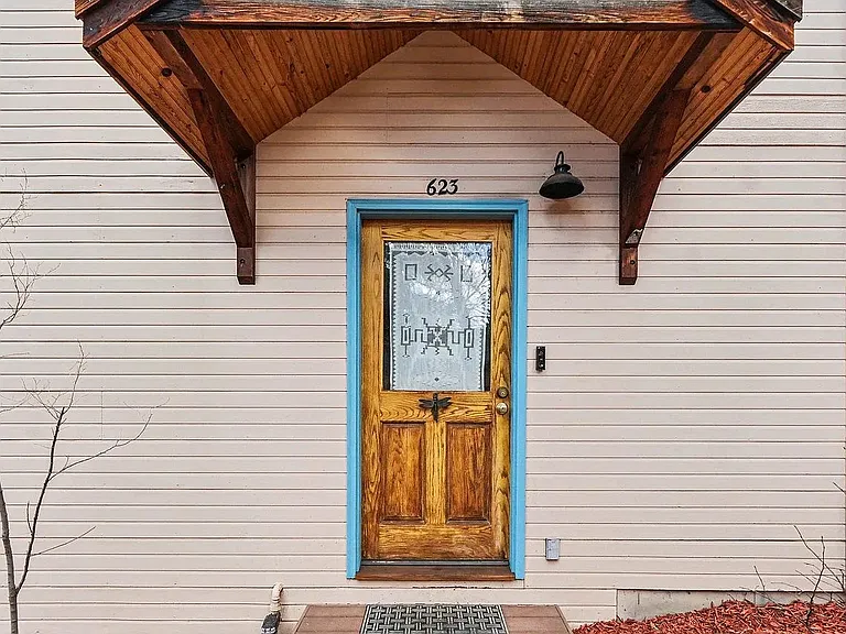 623 Marine St — Photo 19