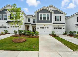 633 Cassidy Ct, Clover, SC 29710