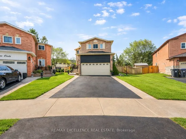 62 Atkins Cir, Brampton, ON L6X 4B5