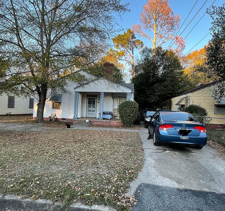 1st image of 2517 Garden Dr