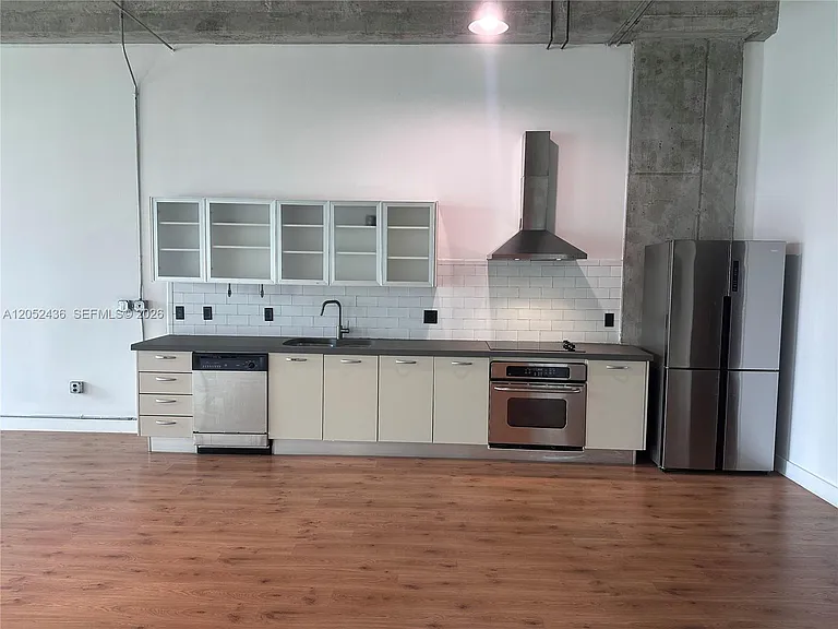 1749 NE Miami Ct #413 — Photo 5