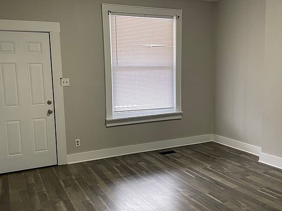 4th image of 990 N 9th St #990