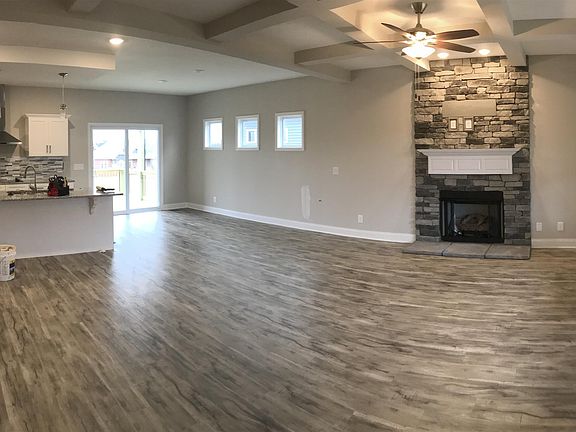 5th image of 395 Farmington Lot 395