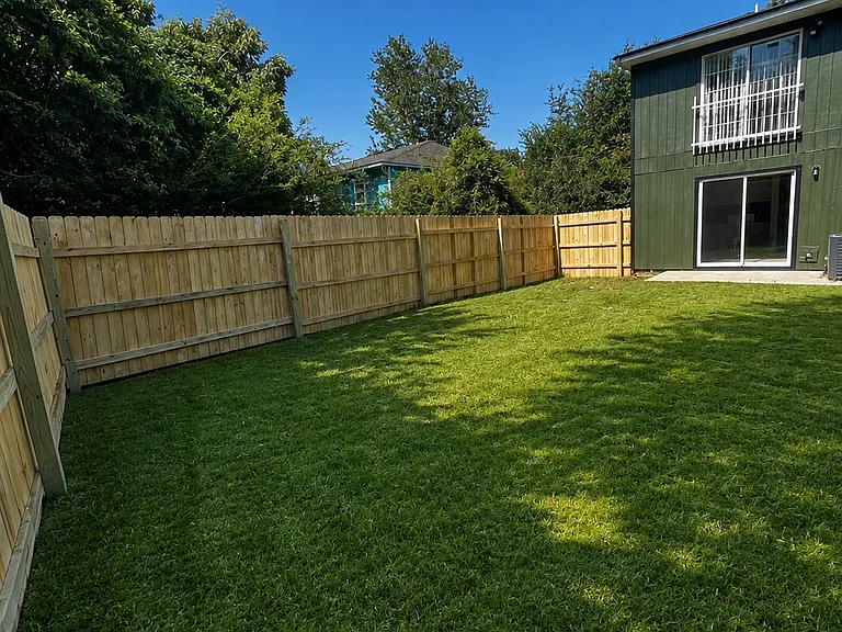 8130 Stonebrook Dr — Photo 2