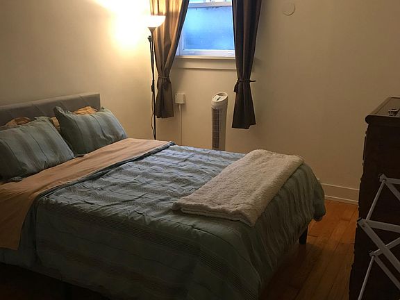 5th image of 5424 N Wayne Ave APT B